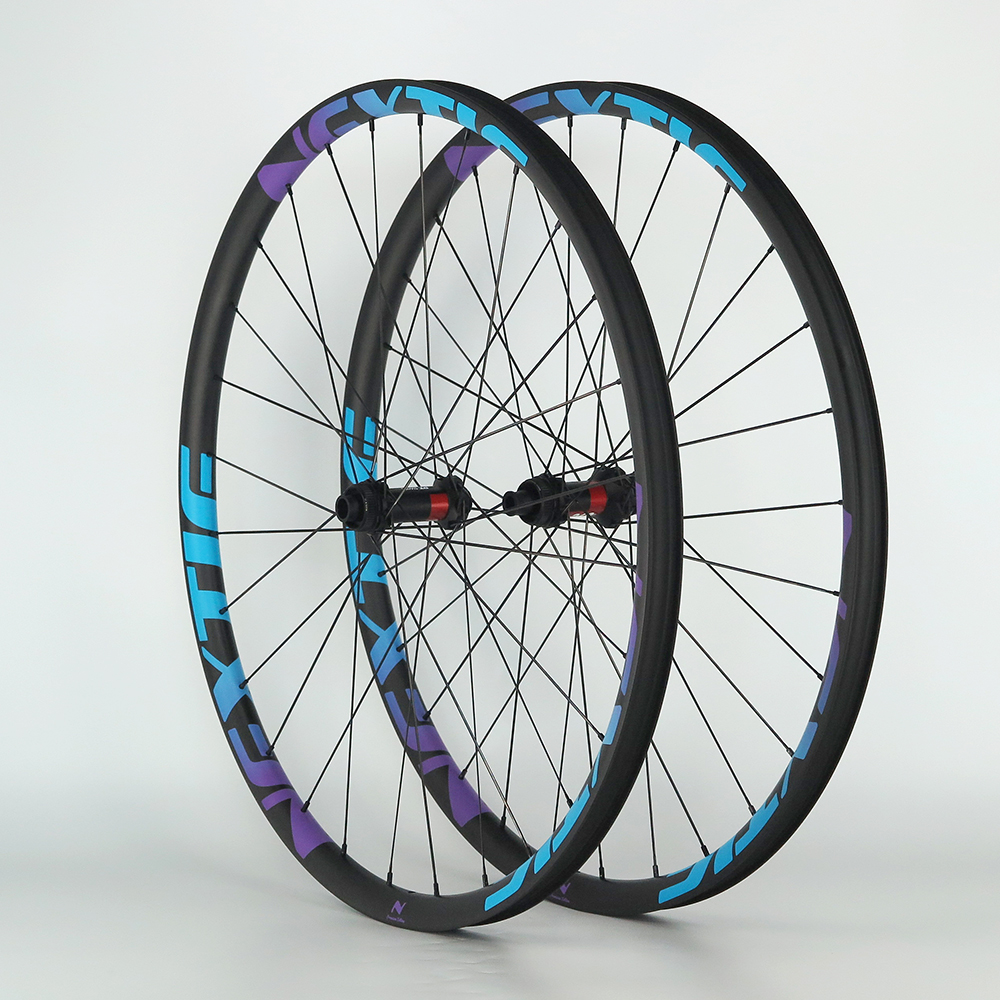 carbon rear wheel